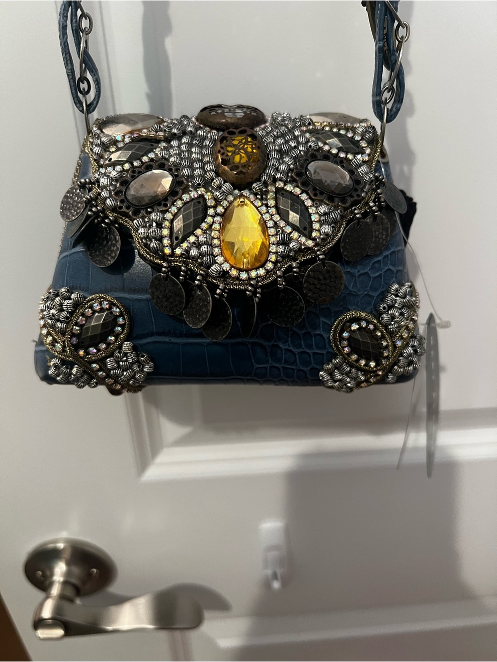 Mary Frances Handbag Denim Blues
Bag 09-169